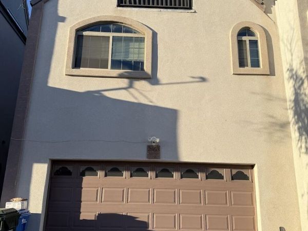 2863 E Pinchot Avenue, Phoenix, AZ 85016