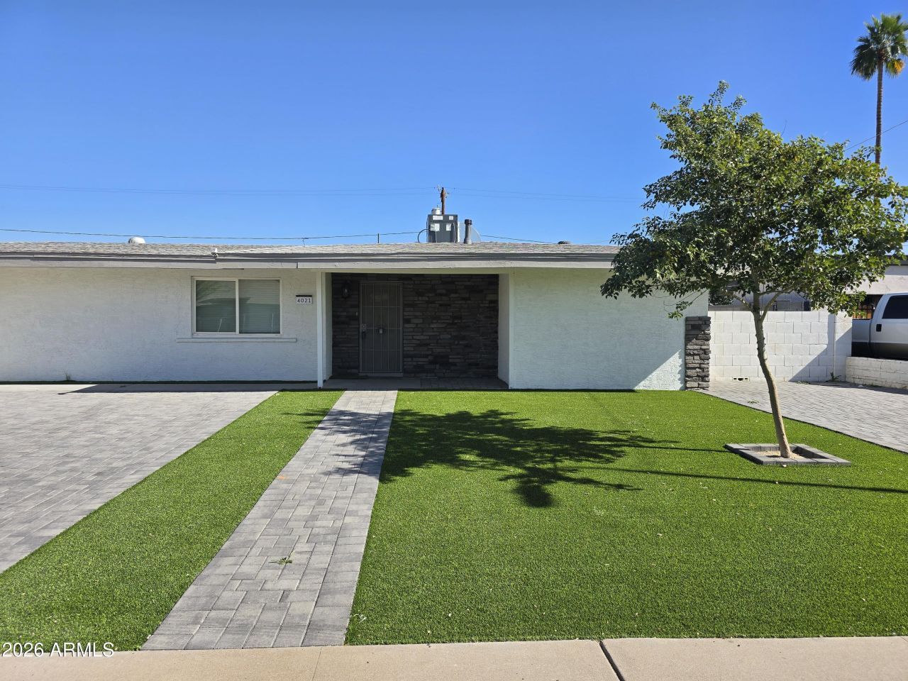 4021 N 49th Avenue, Phoenix, AZ 85031 Main Photo