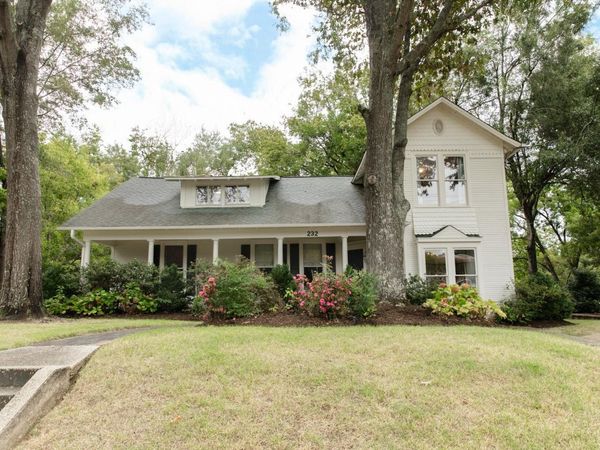 232 W POPLAR AVE, Collierville, TN 38017