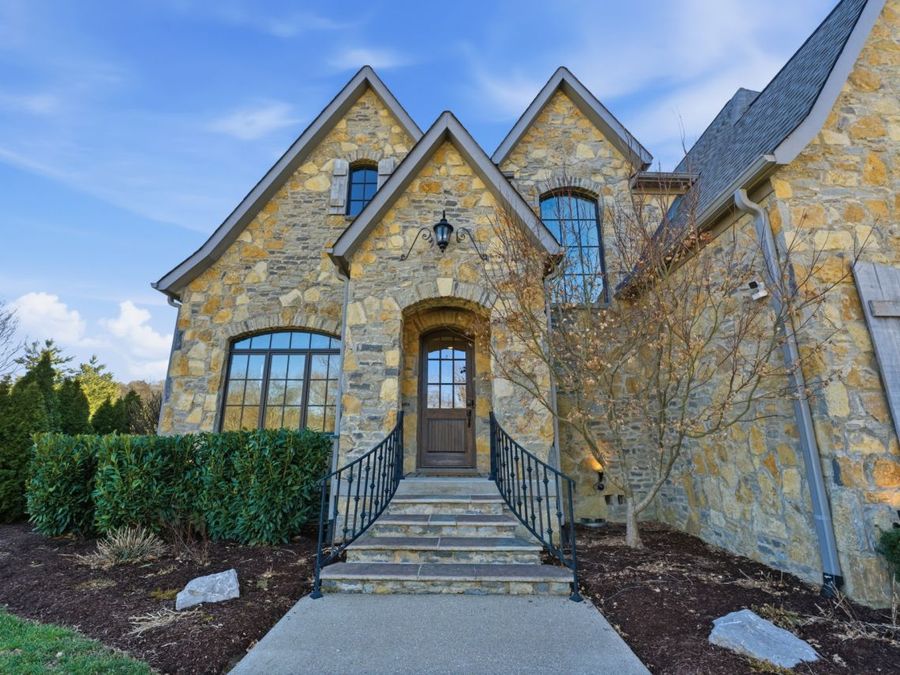 Property Image 8
