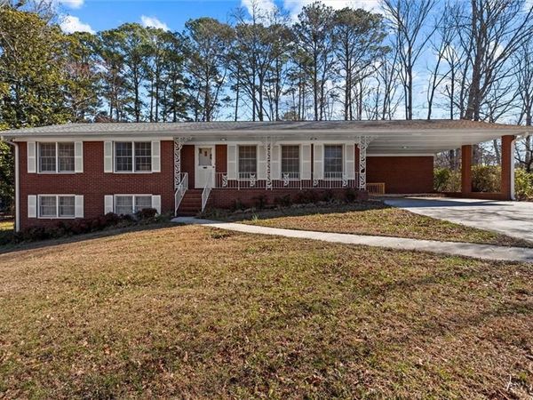 215 Gilbert Road, Fayetteville, GA 30214