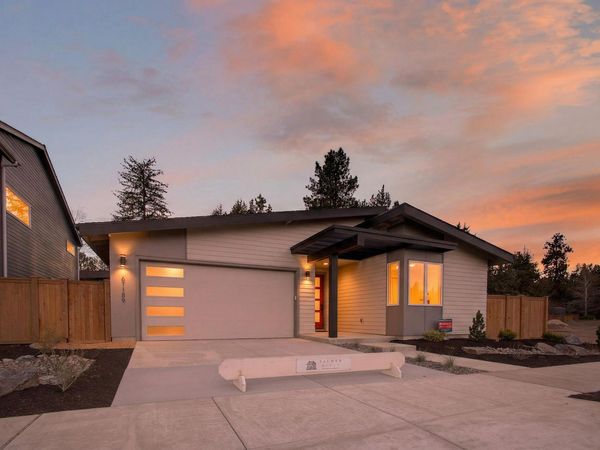 61189 SE Wagyu Drive, Bend, OR 97702