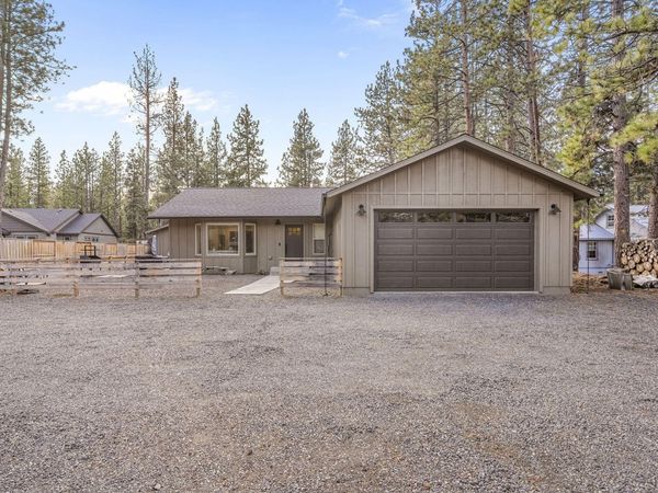 60059 Turquoise Road, Bend, OR 97702