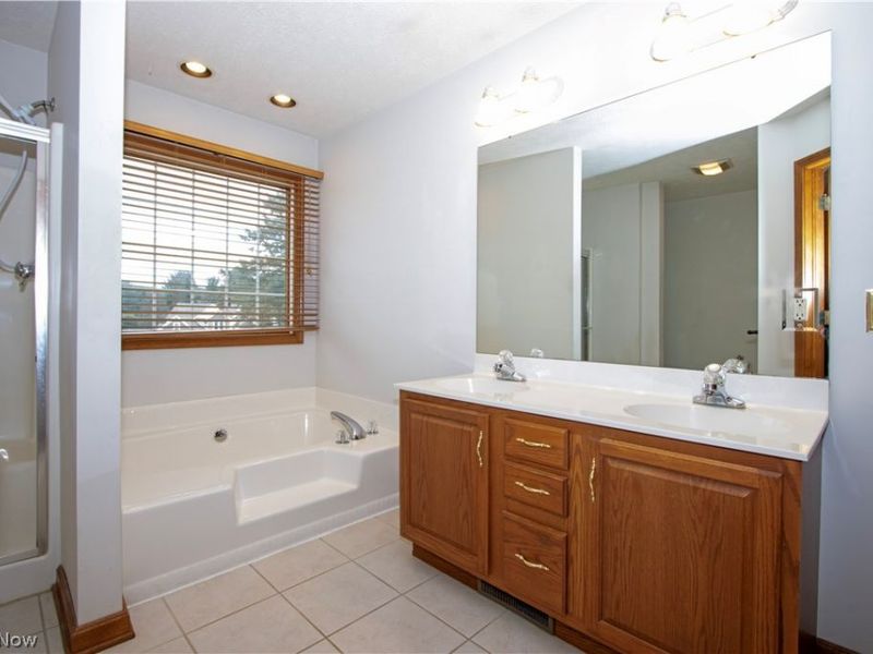 5500 Nettlecreek Avenue NW, Massillon, OH 44646 Photo 23