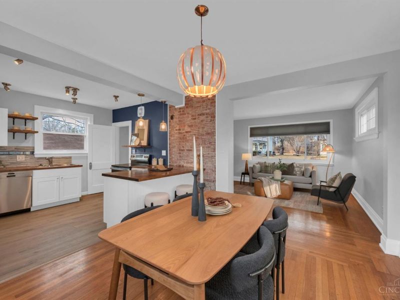 241 Oakmont, Cincinnati, OH 45216 Photo 7