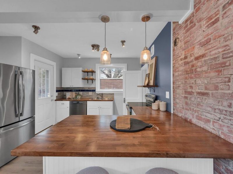 241 Oakmont, Cincinnati, OH 45216 Photo 9