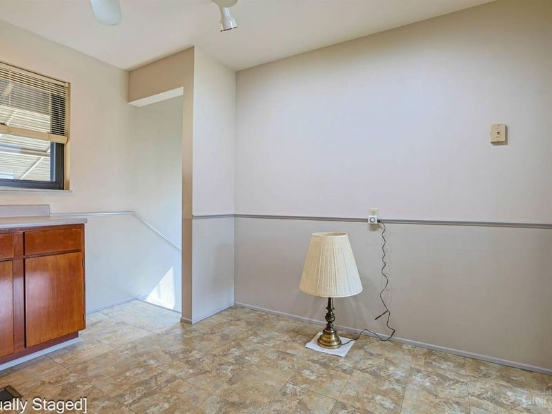 9388 Wilcox Drive, Cincinnati, OH 45251 Photo 11