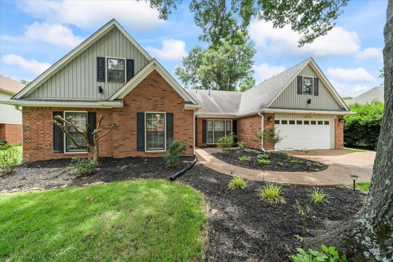 8429 KING WILLIAM ST Memphis, TN 38016