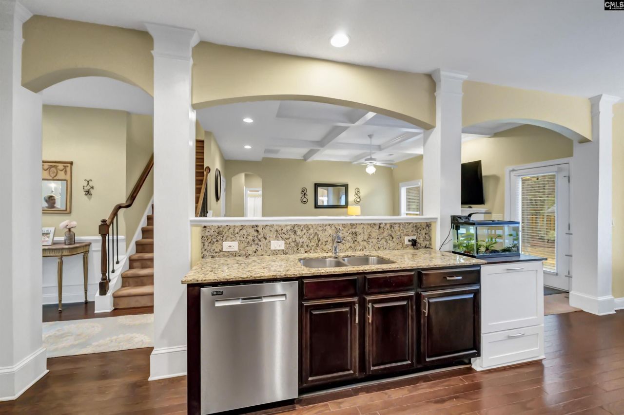 404 Crims Creek Way  Photo 11