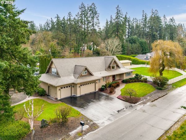 23708 1ST NE ST, Aurora, OR 97002