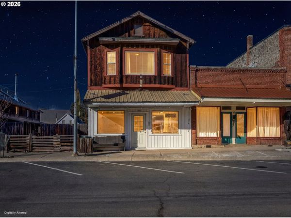 142 NW FRONT ST, Prairie City, OR 97869
