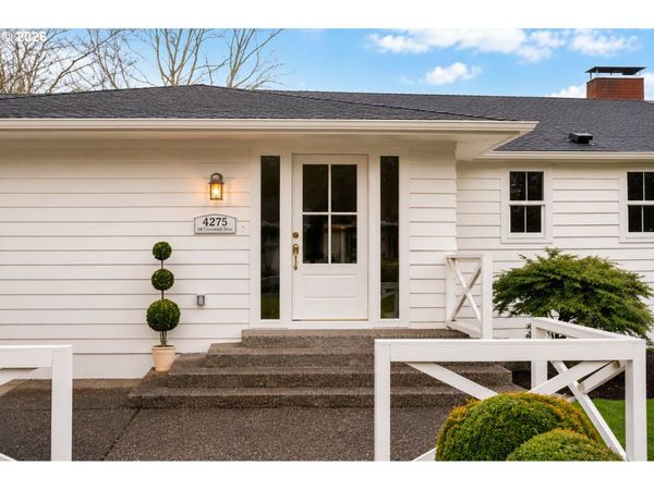 4275 SW CRESTWOOD DR, Portland, OR 97225