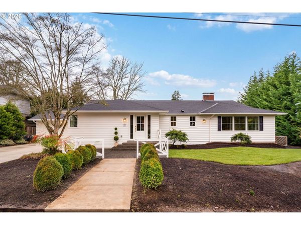 4275 SW CRESTWOOD DR, Portland, OR 97225