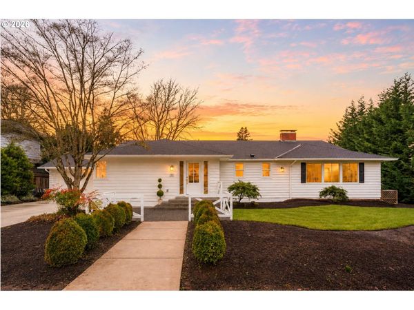 4275 SW CRESTWOOD DR, Portland, OR 97225