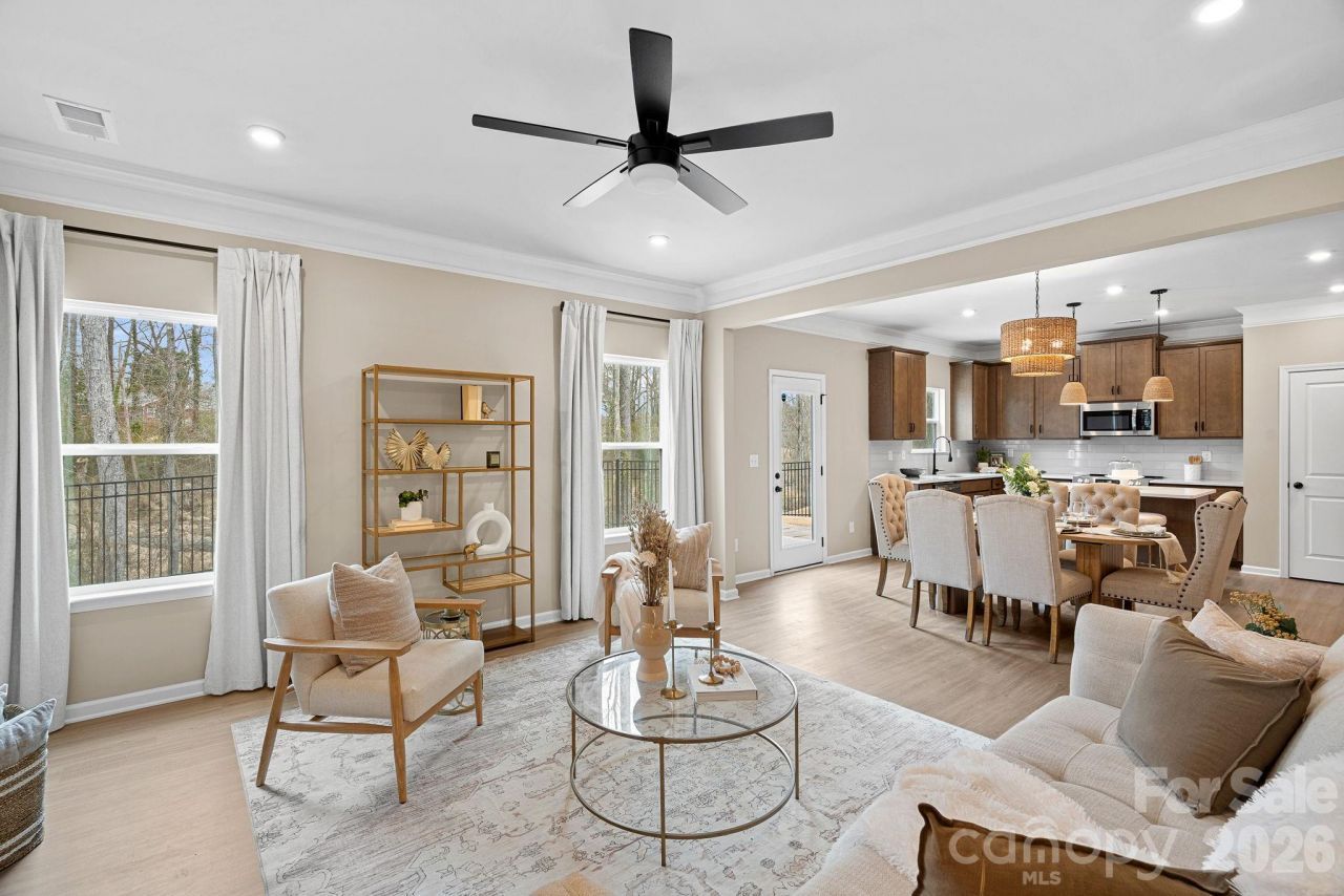 7122 Amberhouse Drive, Charlotte, NC 28212 Main Photo