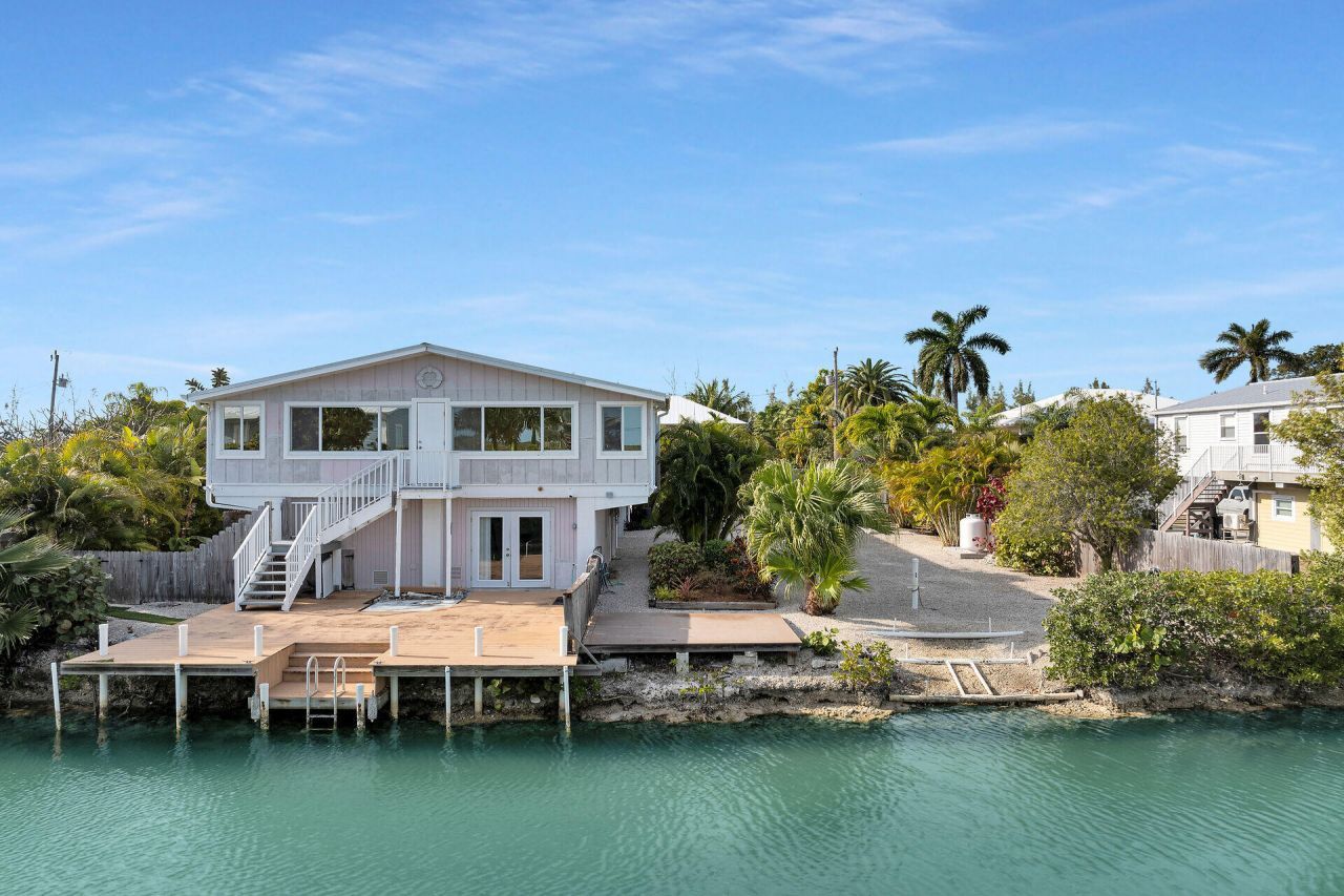 17326 Jamaica Lane, Sugarloaf, FL 33042 Photo