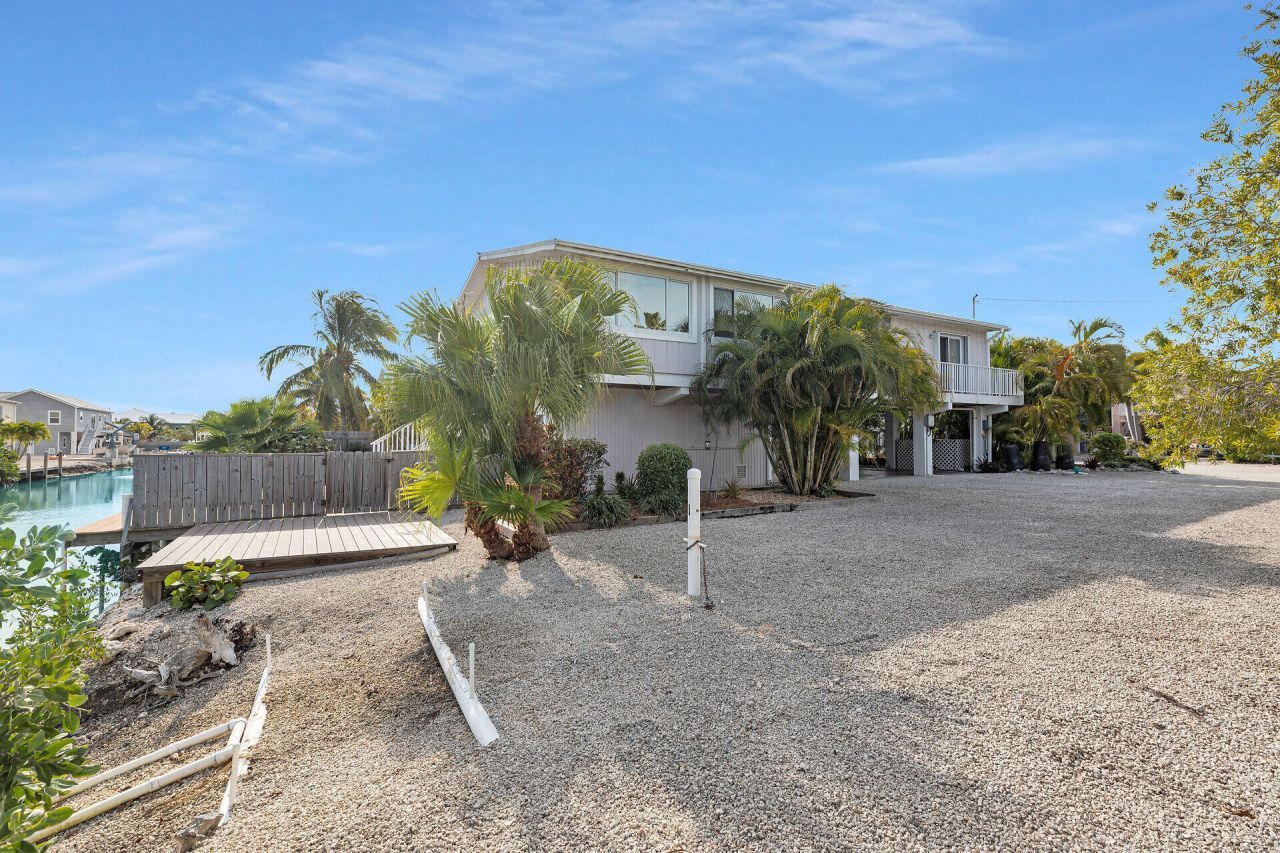 17326 Jamaica Lane, Sugarloaf, FL 33042 Photo