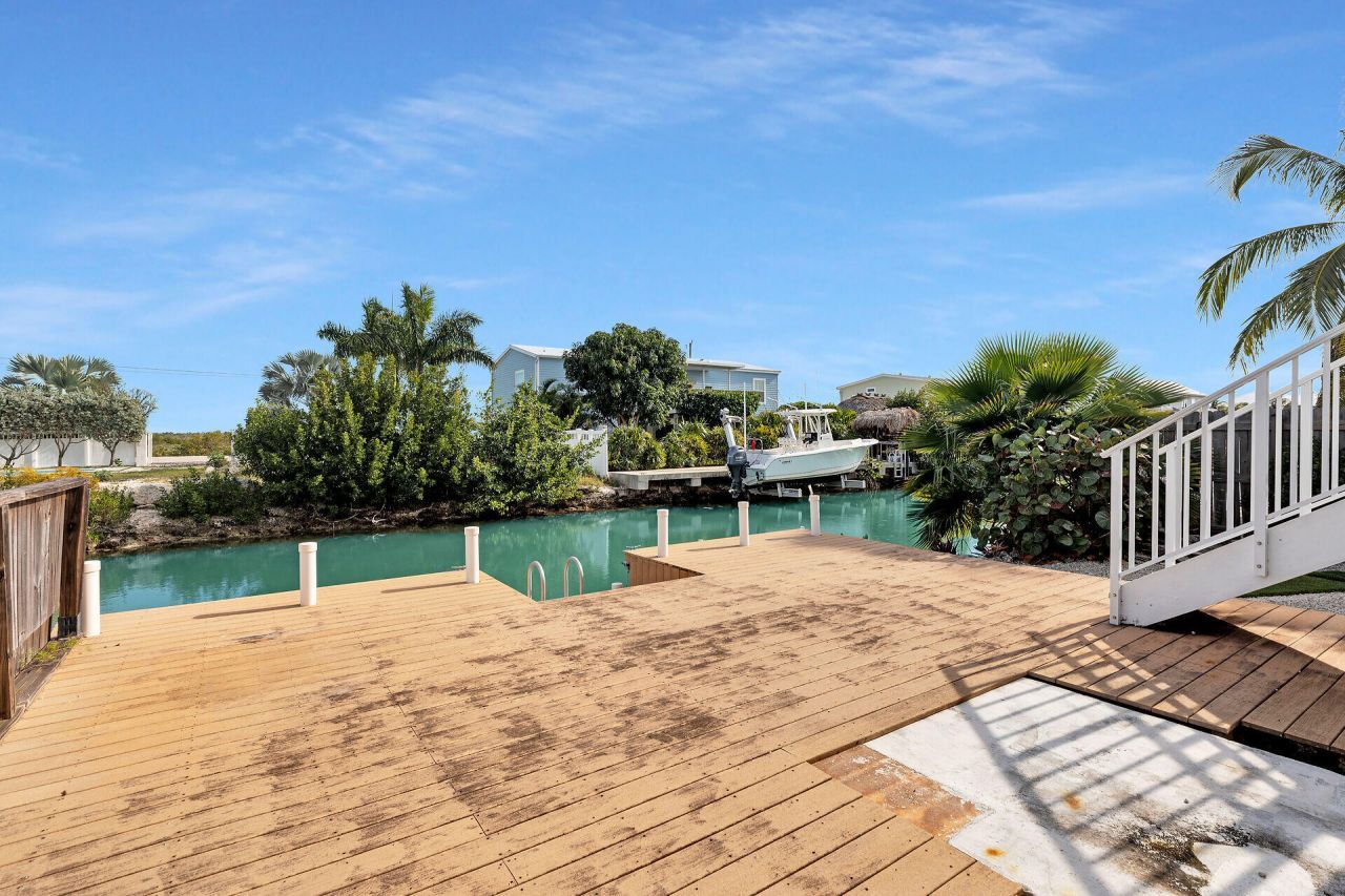 17326 Jamaica Lane, Sugarloaf, FL 33042 Photo