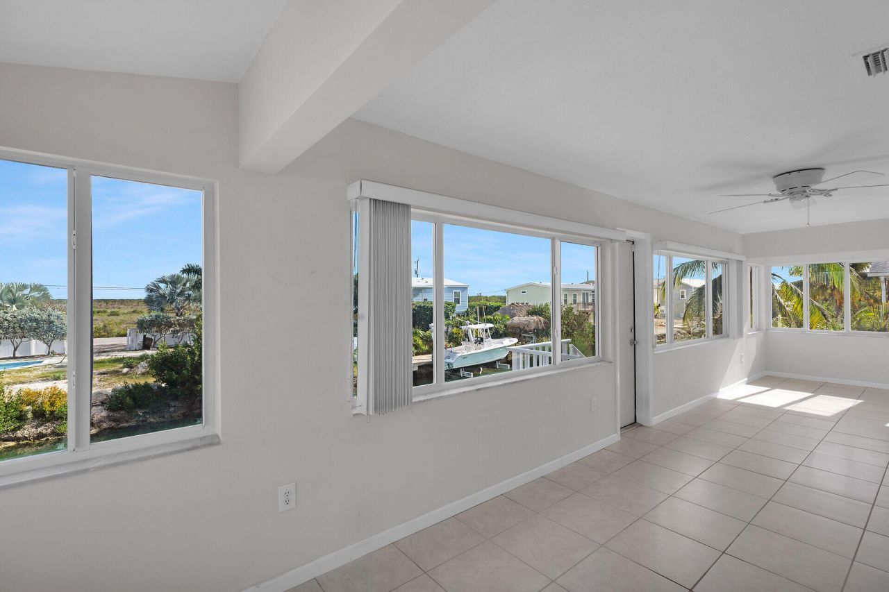 17326 Jamaica Lane, Sugarloaf, FL 33042 Photo