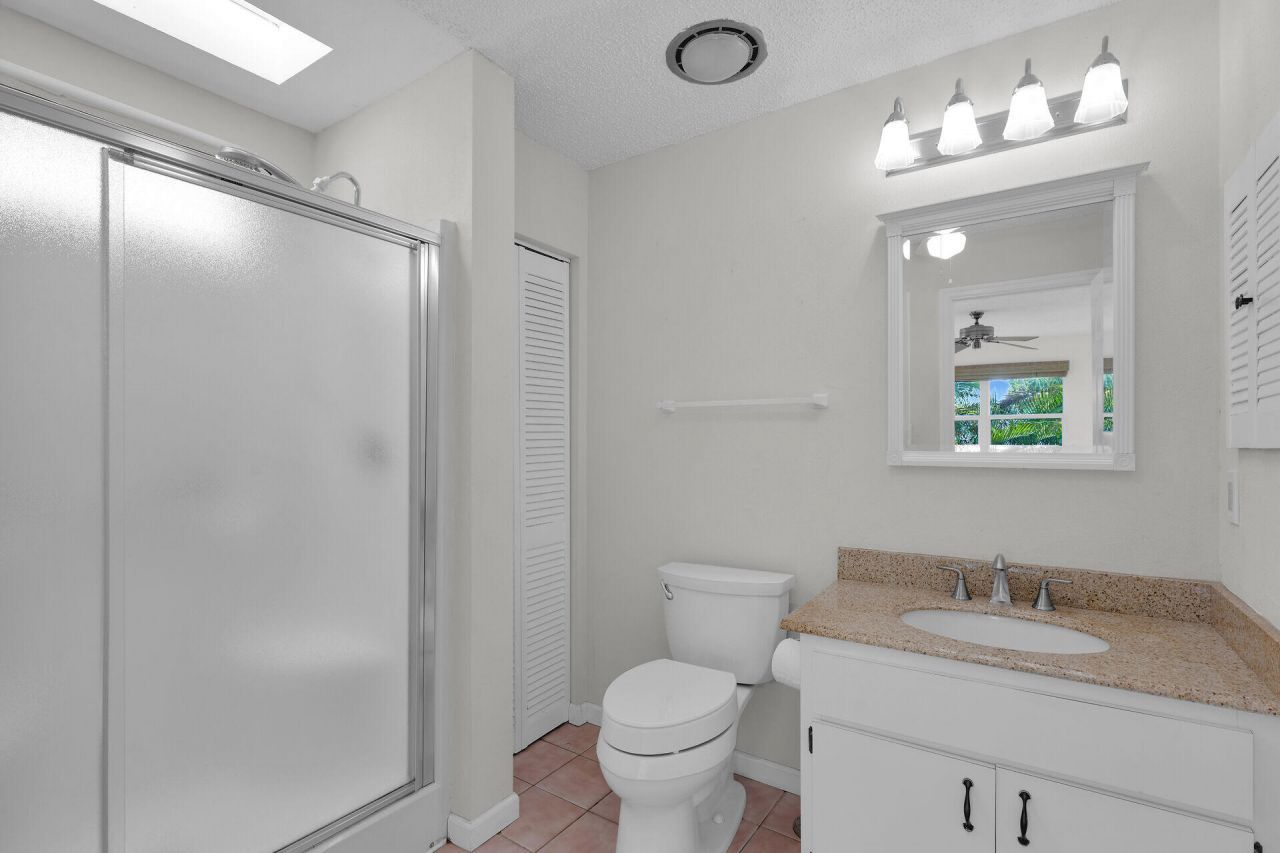 17326 Jamaica Lane, Sugarloaf, FL 33042 Photo