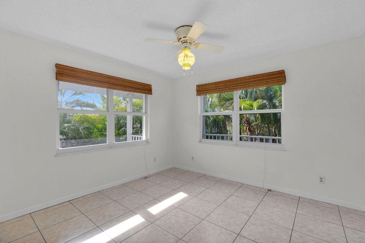 17326 Jamaica Lane, Sugarloaf, FL 33042 Photo