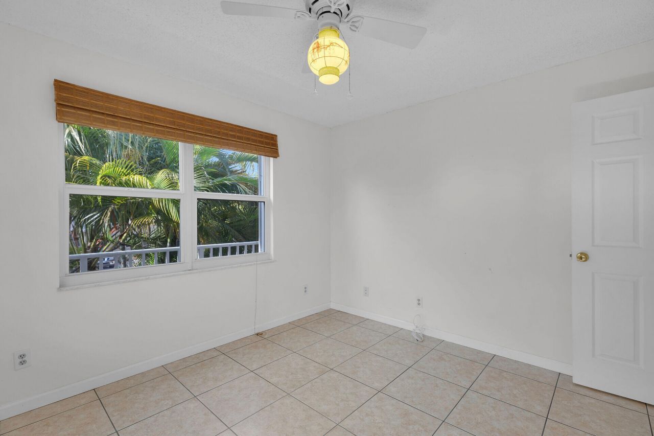 17326 Jamaica Lane, Sugarloaf, FL 33042 Photo