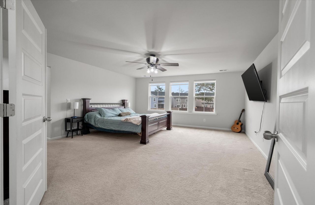 87 Red Bluff Street Photo 19