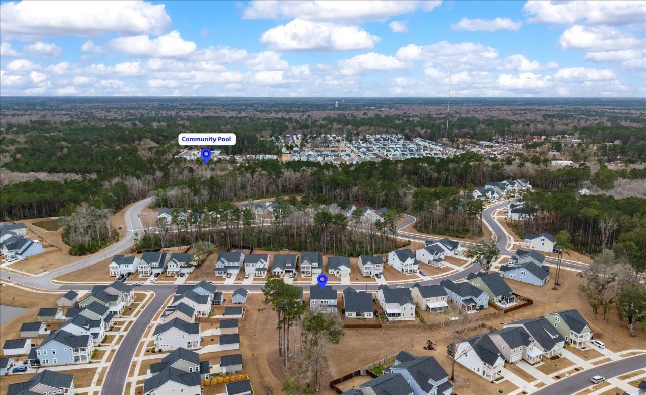 87 Red Bluff Street Photo 35