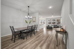 87 Red Bluff Street photo 4