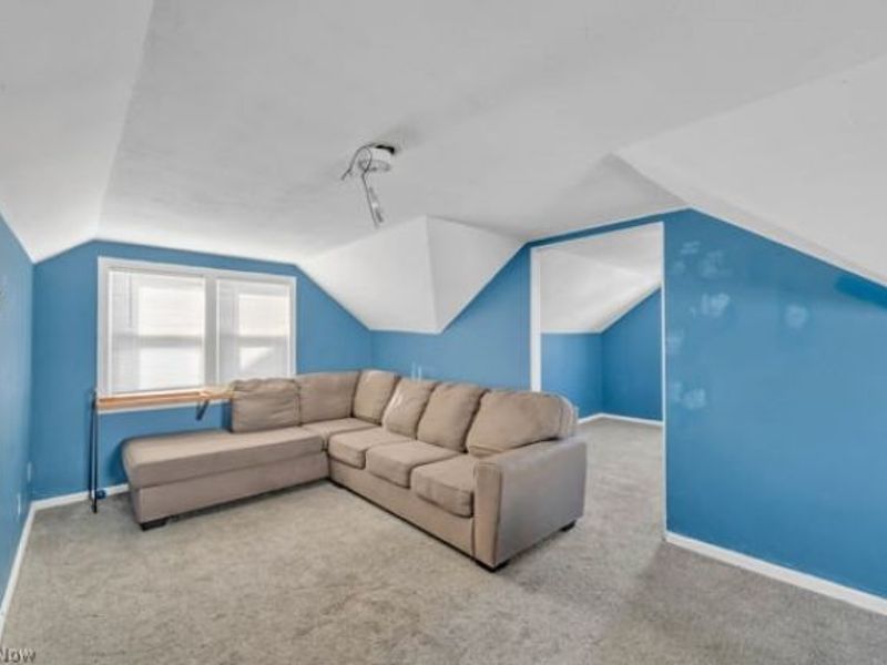 8011 Bertha Avenue, Parma, OH 44129 Photo 15