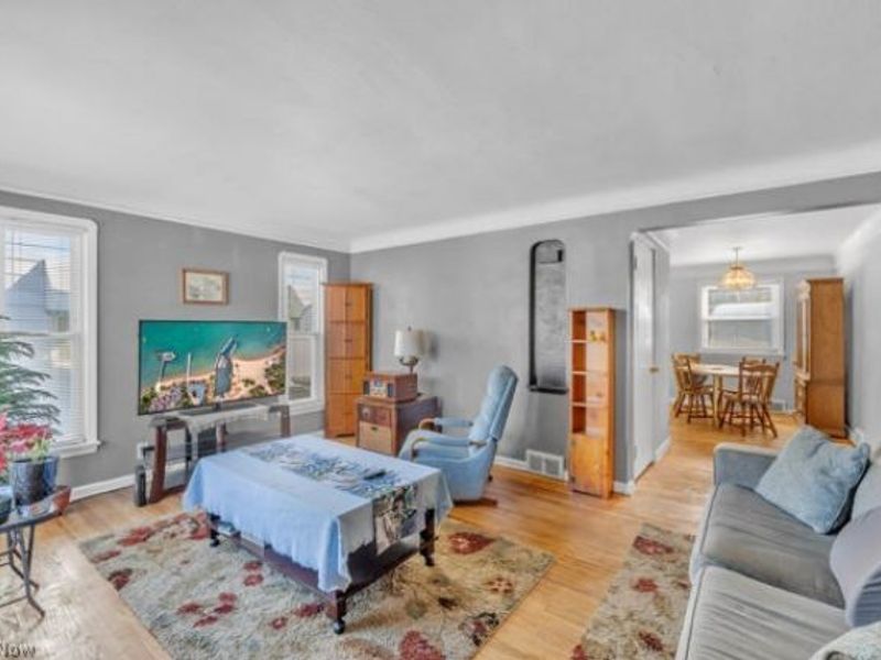 8011 Bertha Avenue, Parma, OH 44129 Photo 8