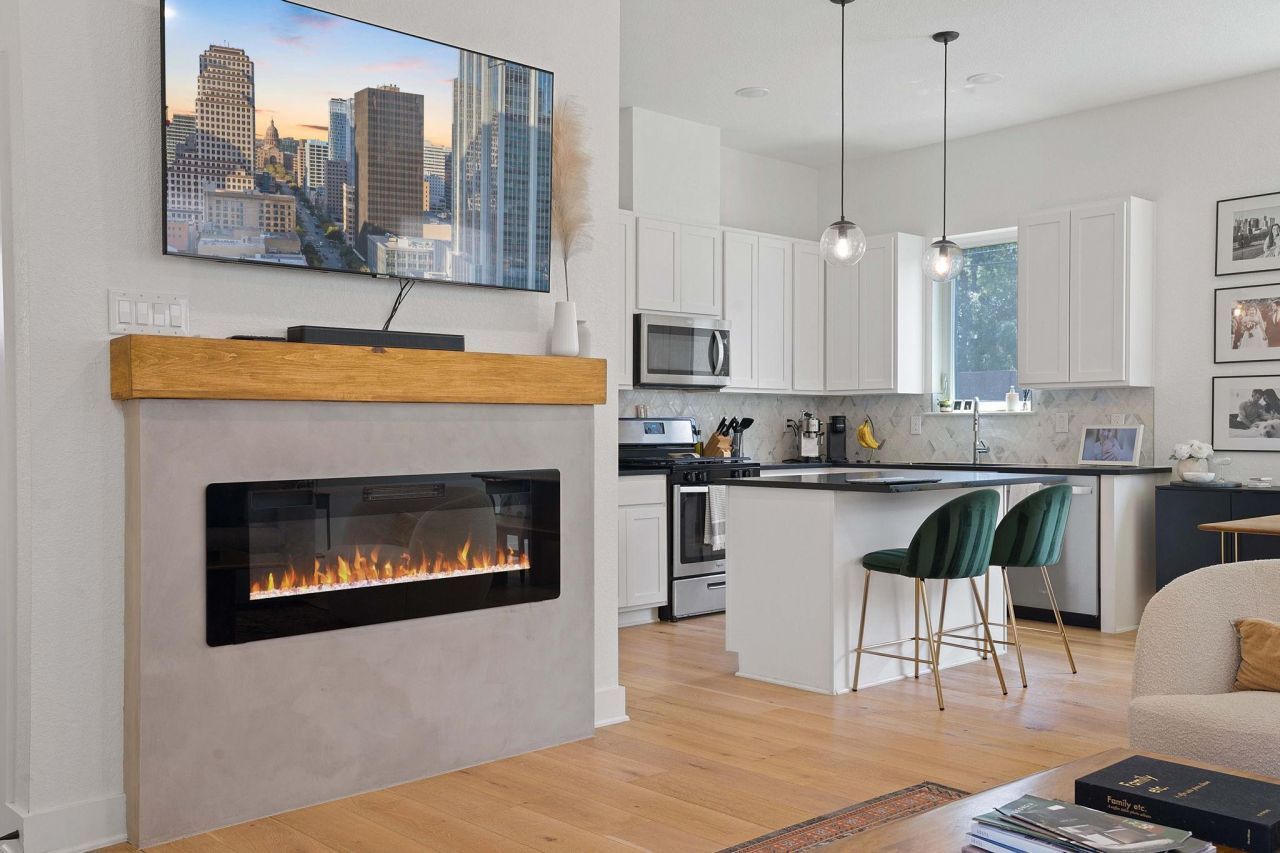 5806 Sutherlin Rd, Austin, TX 78723 Main Photo