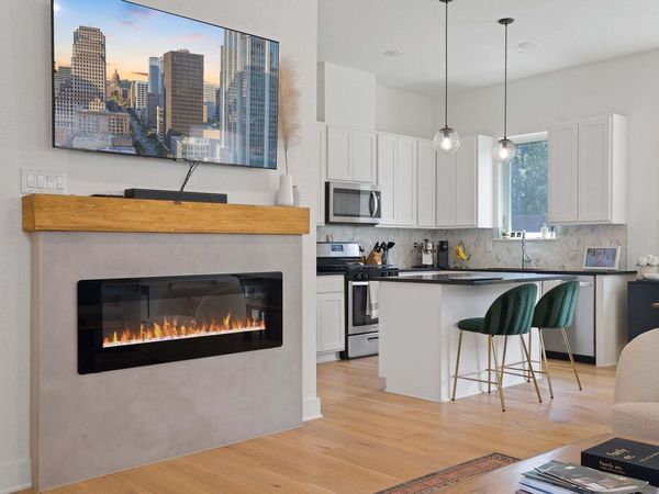 5806 Sutherlin RD, Austin, TX 78723