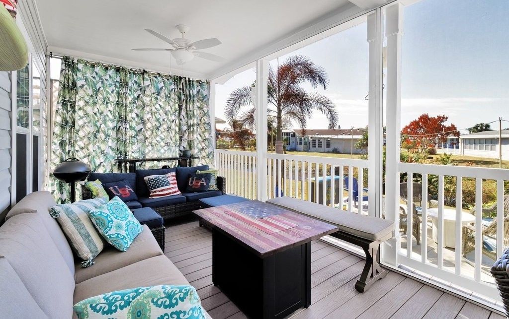 723 Barefoot Boulevard, Sebastian, FL 32976 Photo