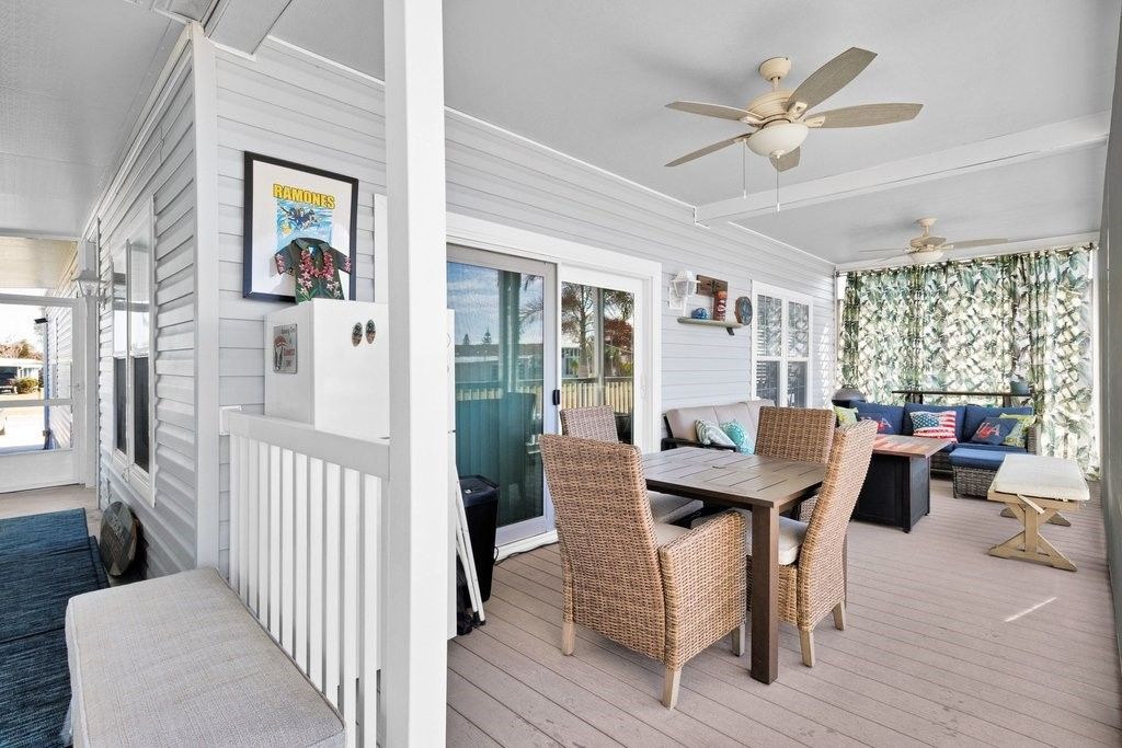 723 Barefoot Boulevard, Sebastian, FL 32976 Photo