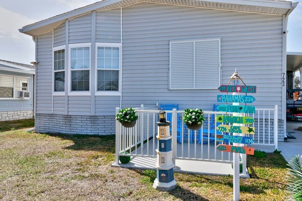 723 Barefoot Boulevard, Sebastian, FL 32976 Photo