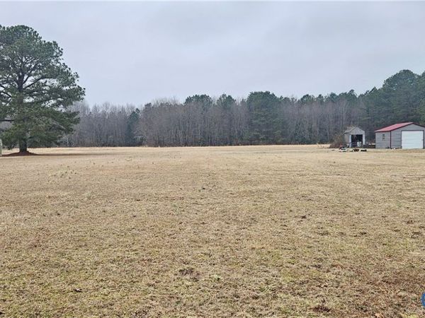 47-33 Fairfield Road , Dunnsville, VA 22454