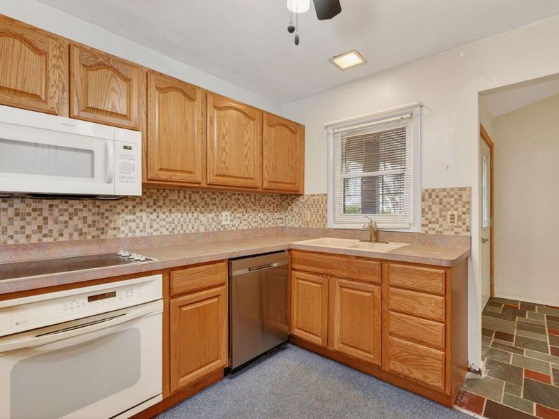 4260 Darbyshire Court, Hilliard, OH 43026 Photo 31