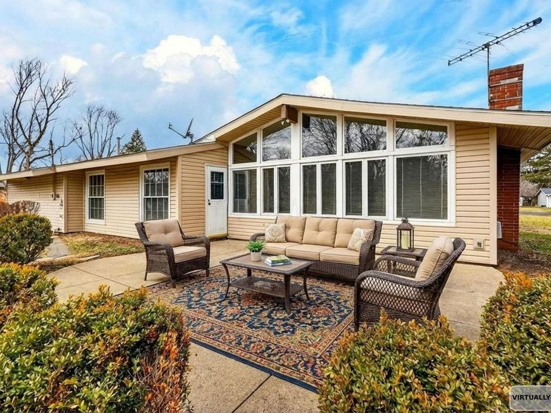 4260 Darbyshire Court, Hilliard, OH 43026 Photo 9