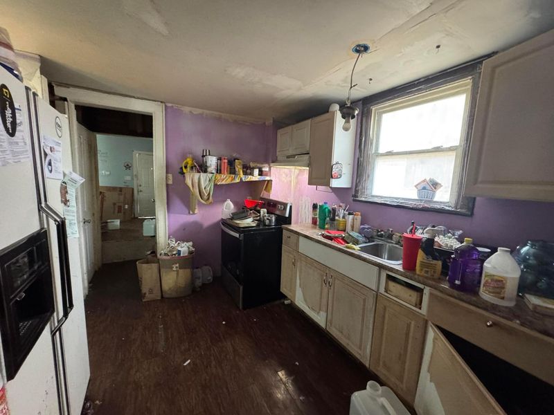 1129 E 17th Avenue, Columbus, OH 43211 Photo 5