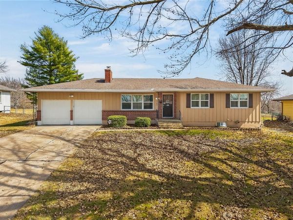 7725 ARLINGTON Avenue, Raytown, MO 64138