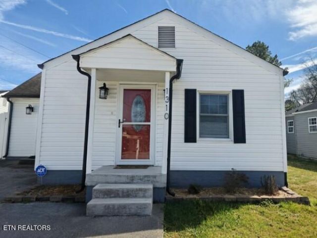 1310 Madison Ave, Maryville, TN 37804 Main Photo