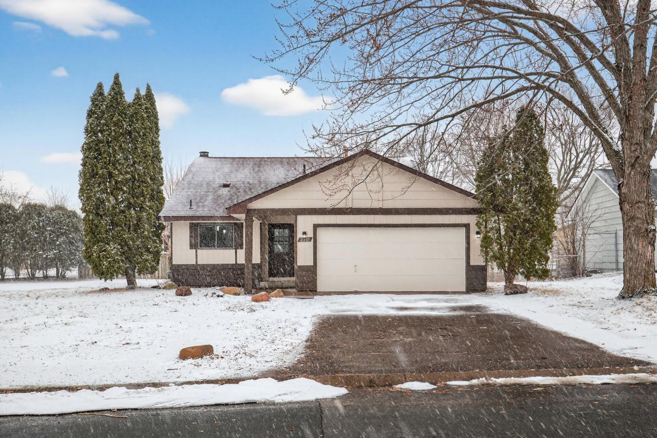 2501 83rd Avenue N, Brooklyn Park, MN 55444 Main Photo