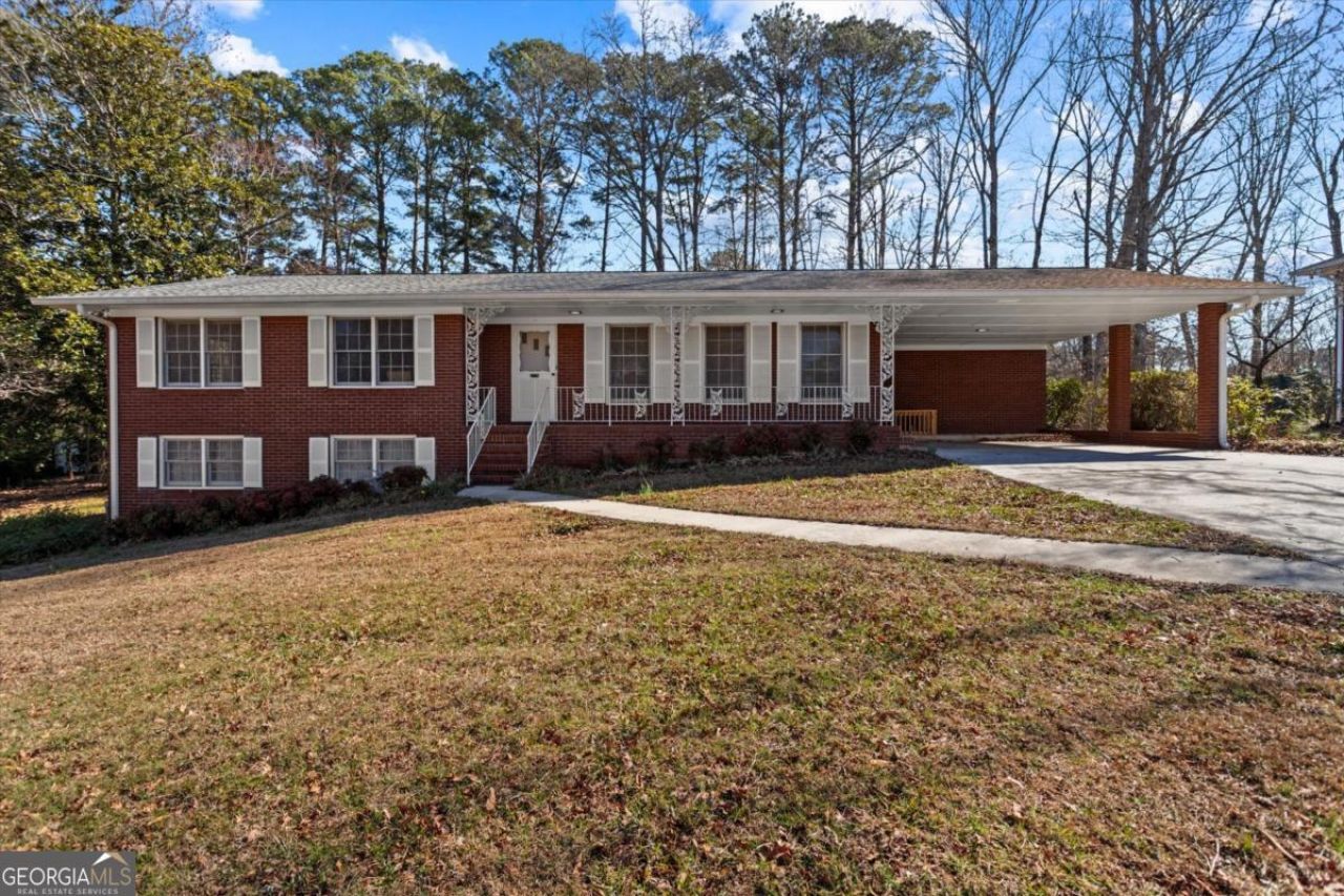 215 Gilbert Road, Fayetteville, GA 30214 Main Photo