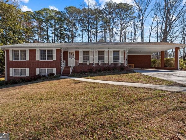 215 Gilbert Road, Fayetteville, GA 30214