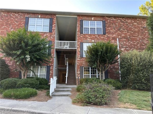 5236 Hilltop Road , Unit 108, Jamestown, NC 27282