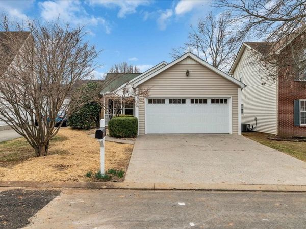 521 Federal Ct, Murfreesboro, TN 37129