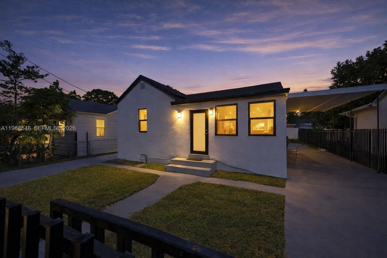 4237 SW 7th St , Miami, FL 33134 Photo