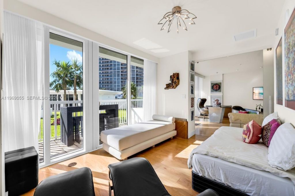 10275 Collins Ave, Unit 102, Bal Harbour, FL 33154 Photo