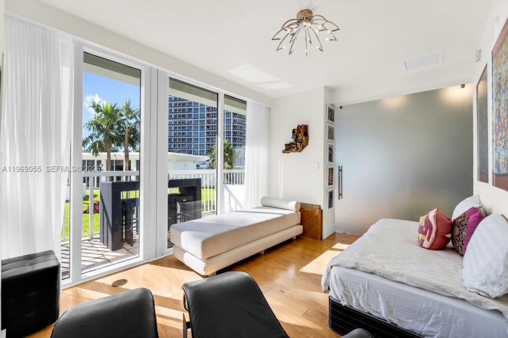 10275 Collins Ave, Unit 102, Bal Harbour, FL 33154 Photo